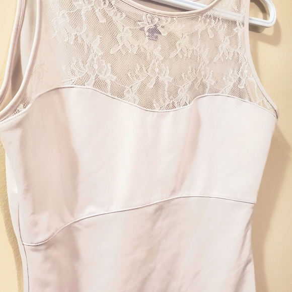 Spanx - Hide and Seek Shapewear - Lace Camisole Shaping Tank Top - Size L - Picture 6 of 7